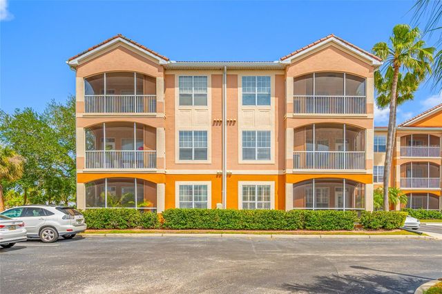 5000 CULBREATH KEY WAY 1-201, Tampa, FL 33611