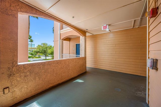 5000 CULBREATH KEY WAY 1-201, Tampa, FL 33611