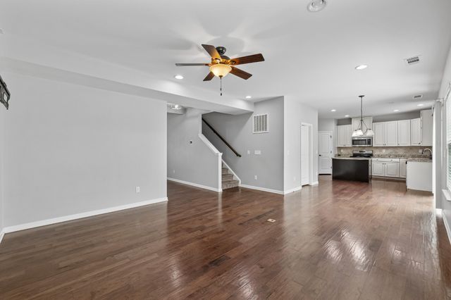 407 Goodman Dr, Gallatin, TN 37066