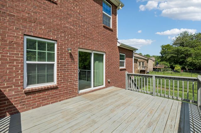 407 Goodman Dr, Gallatin, TN 37066