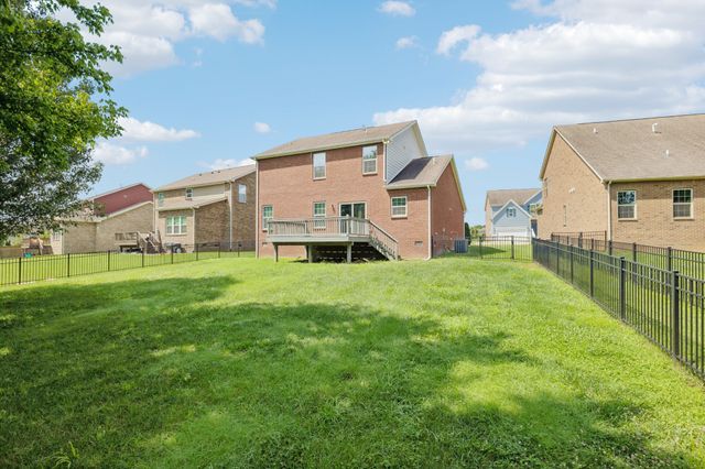 407 Goodman Dr, Gallatin, TN 37066