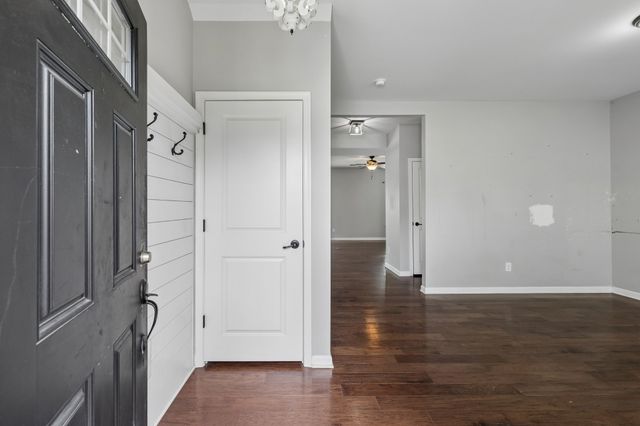 407 Goodman Dr, Gallatin, TN 37066