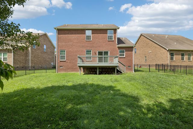 407 Goodman Dr, Gallatin, TN 37066
