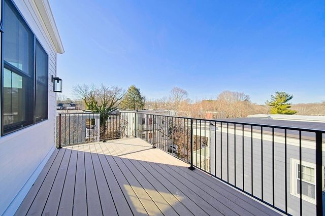 252 Lexington Avenue 4, Cambridge, MA 02138