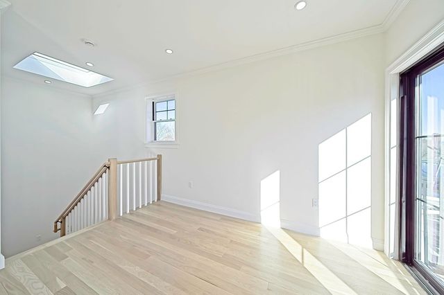 252 Lexington Avenue 4, Cambridge, MA 02138