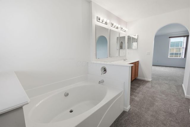 5611 Shellbark Street, Groveport, OH 43125