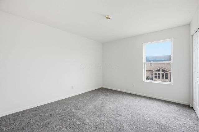 5611 Shellbark Street, Groveport, OH 43125