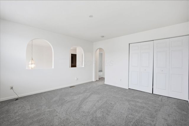 5611 Shellbark Street, Groveport, OH 43125