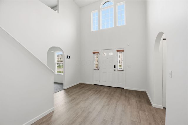 5611 Shellbark Street, Groveport, OH 43125