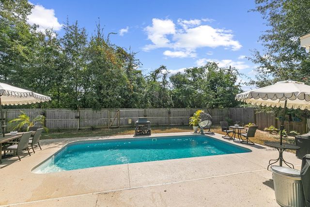 93 Memory Lane, Eufaula, AL 36027