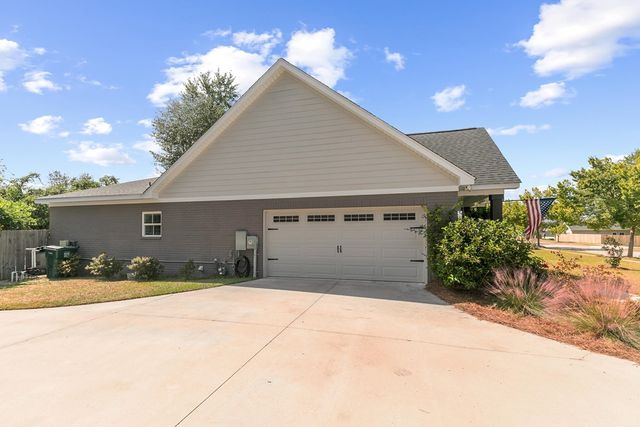 93 Memory Lane, Eufaula, AL 36027