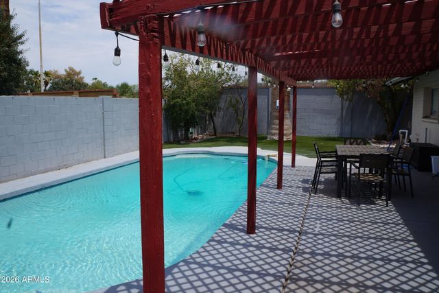 1732 E HERMOSA Drive, Tempe, AZ 85282