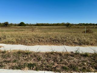 1106 South Antietam Road, Republic, MO 65738