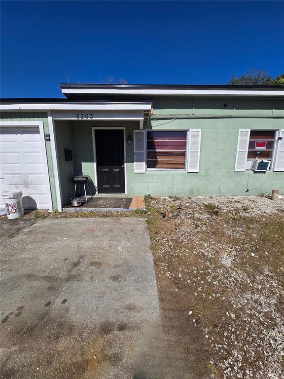 Image 2 of property listing at 5203 CORTEZ DRIVE, Orlando, FL 32808