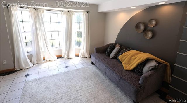649 Bedford Drive, Westland, MI 48185