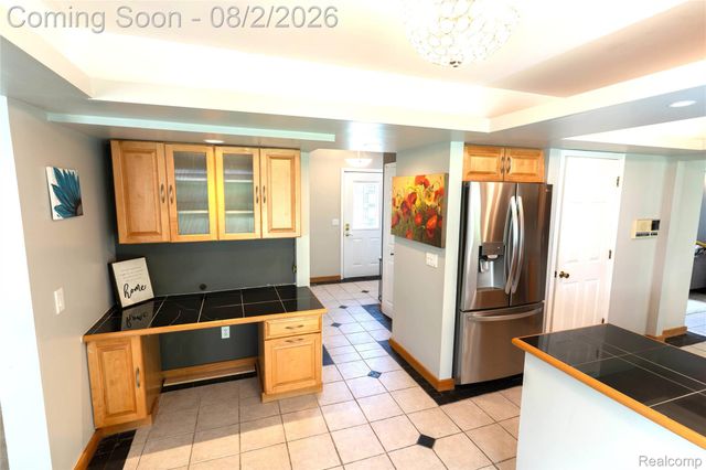 649 Bedford Drive, Westland, MI 48185