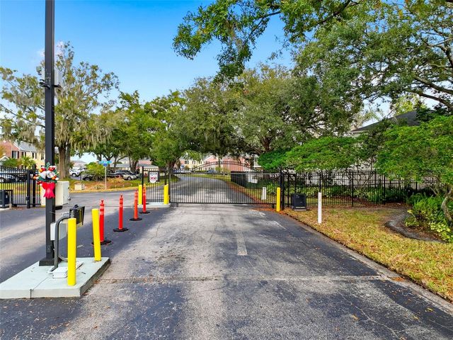 13832 ORANGE SUNSET DRIVE 201, Tampa, FL 33618