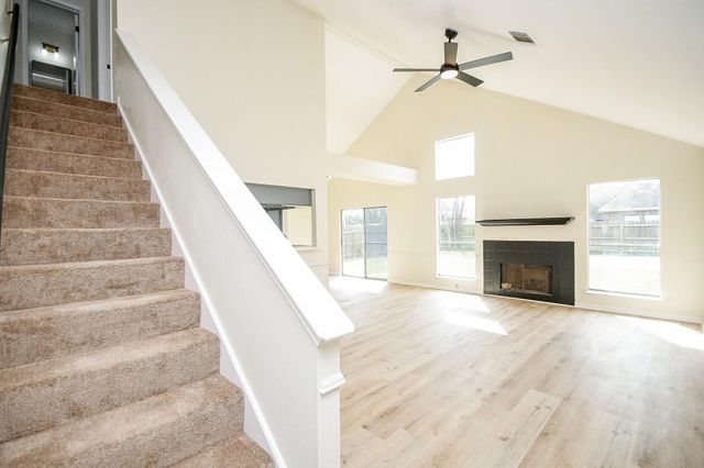 1224 Sagebrush Street, Angleton, TX 77515