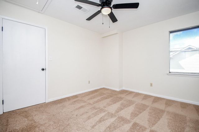 1224 Sagebrush Street, Angleton, TX 77515