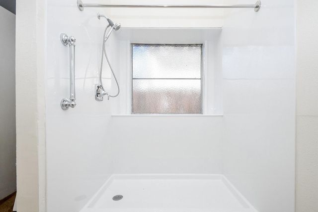 1224 Sagebrush Street, Angleton, TX 77515