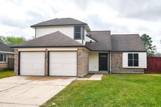 1224 Sagebrush Street, Angleton, TX 77515