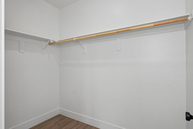 502 9th St, Orange Cove, CA 93646