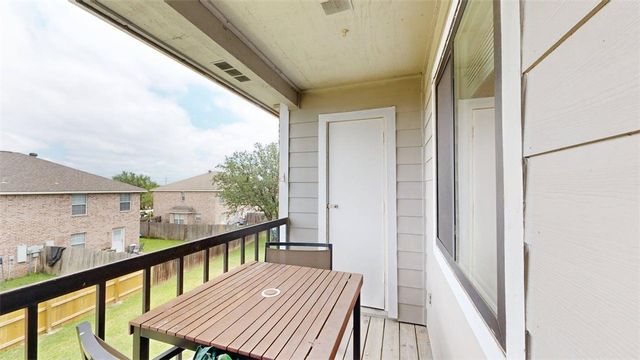 1901 Holleman Drive W 412, College Station, TX 77840