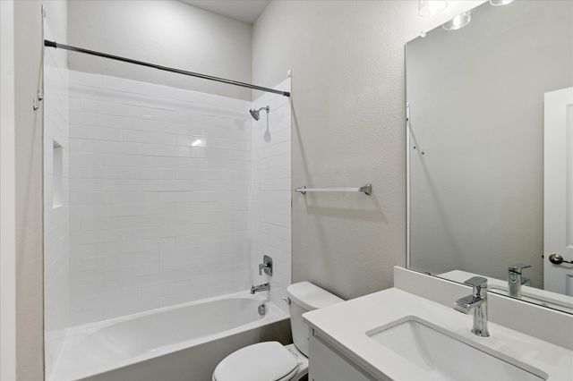 1010 Silver Oak Drive, Mansfield, TX 76063