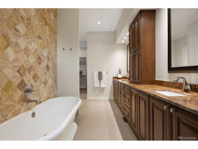 4332 Chateau Ridge Rd, Castle Rock, CO 80108