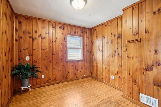 187 Bennett Avenue, Irondequoit, NY 14609