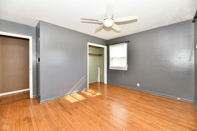 20 E North Street, New Palestine, IN 46163