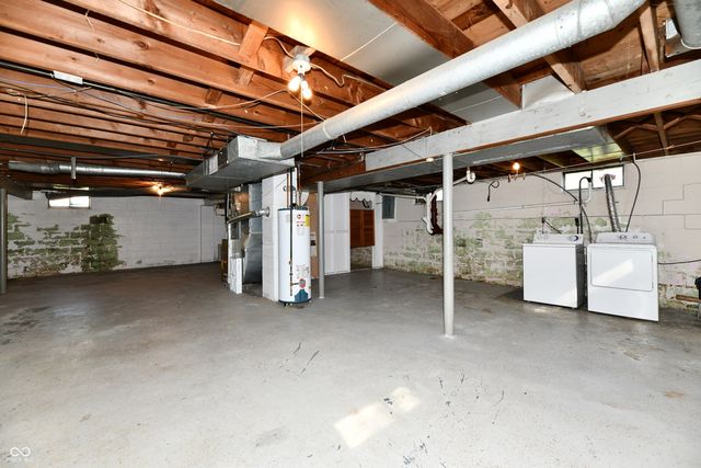 20 E North Street, New Palestine, IN 46163