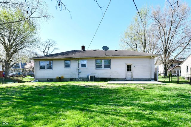 20 E North Street, New Palestine, IN 46163