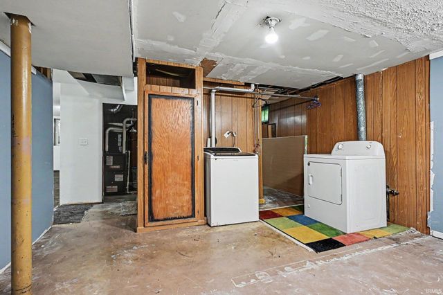 28821 Frank Court, Elkhart, IN 46516