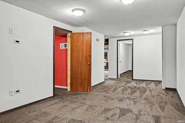 28821 Frank Court, Elkhart, IN 46516