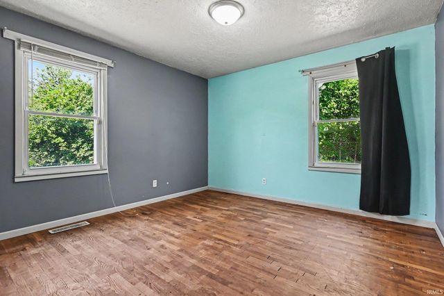 28821 Frank Court, Elkhart, IN 46516