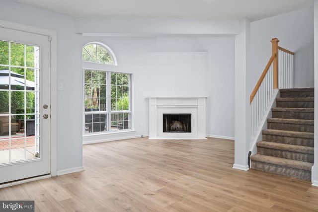 212 RUMFORD CT, Newtown, PA 18940