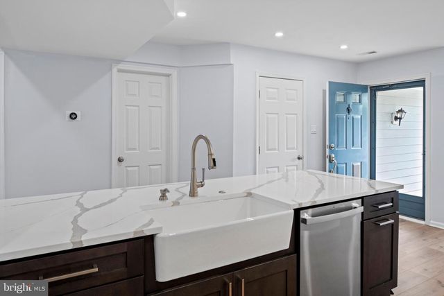 212 RUMFORD CT, Newtown, PA 18940