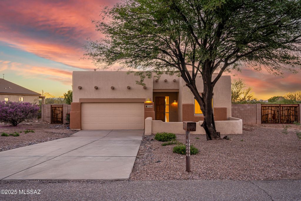 14344 E Madrona Station Place, Vail, AZ 85641