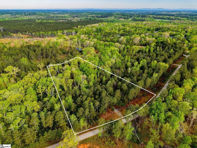 579 Mordeci Mountain Road, Gray Court, SC 29645