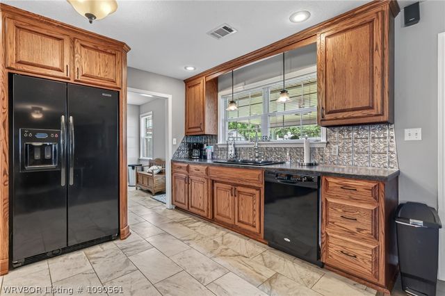 7 Vista Hills Boulevard, Van Buren, AR 72956