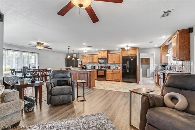 7 Vista Hills Boulevard, Van Buren, AR 72956