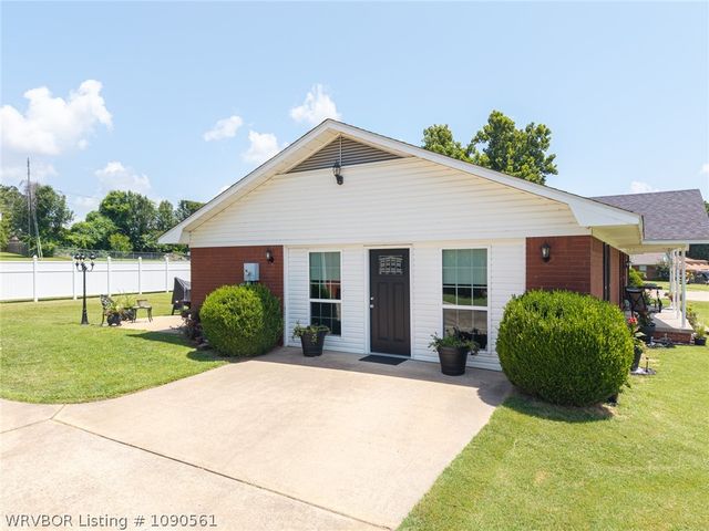 7 Vista Hills Boulevard, Van Buren, AR 72956
