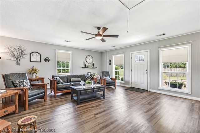 7 Vista Hills Boulevard, Van Buren, AR 72956
