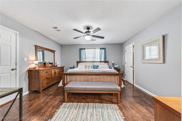 7 Vista Hills Boulevard, Van Buren, AR 72956