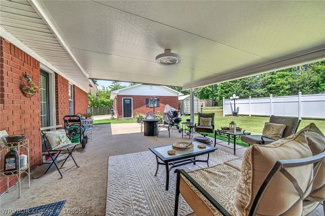7 Vista Hills Boulevard, Van Buren, AR 72956