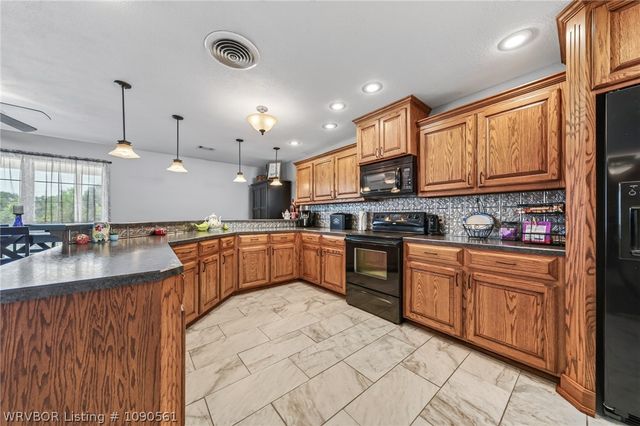 7 Vista Hills Boulevard, Van Buren, AR 72956