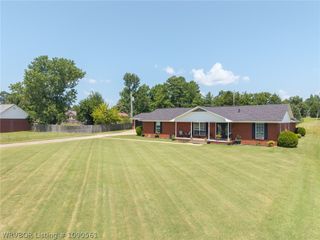 7 Vista Hills Boulevard, Van Buren, AR 72956