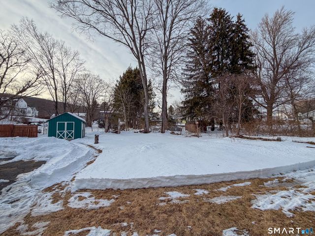 14 Charles Court, Naugatuck, CT 06770