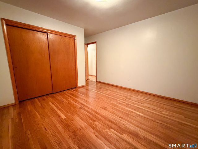 14 Charles Court, Naugatuck, CT 06770